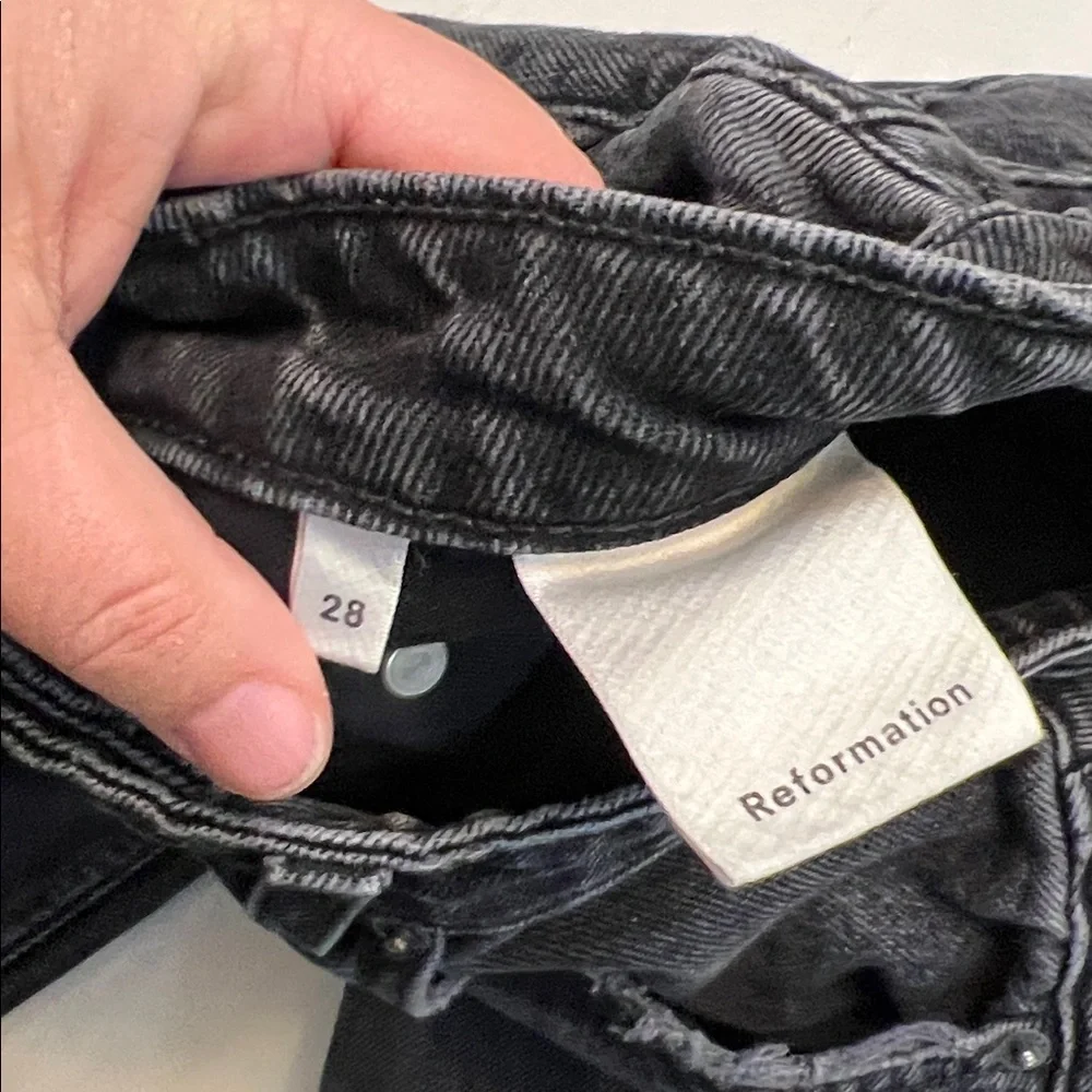 REFORMATION JULIA HIGH RISE CIGARETTE JEANS BLACK SIZE 28